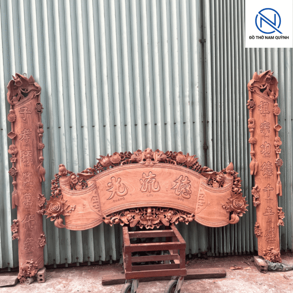 Bộ cuốn thư câu đối nguyên khối dày 10cm gỗ hương đá đẹp tại Đồ Thờ nam Quỳnh