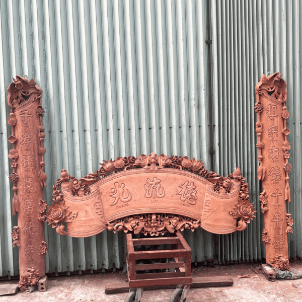 Bộ cuốn thư câu đối nguyên khối dày 10cm gỗ hương đá đẹp tại Đồ Thờ nam Quỳnh